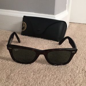 Ray ban wayfarers